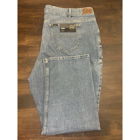Lee Denim - NWT Lee Friction Resistant Straight Mid Rise Denim 5-Pocket 26w